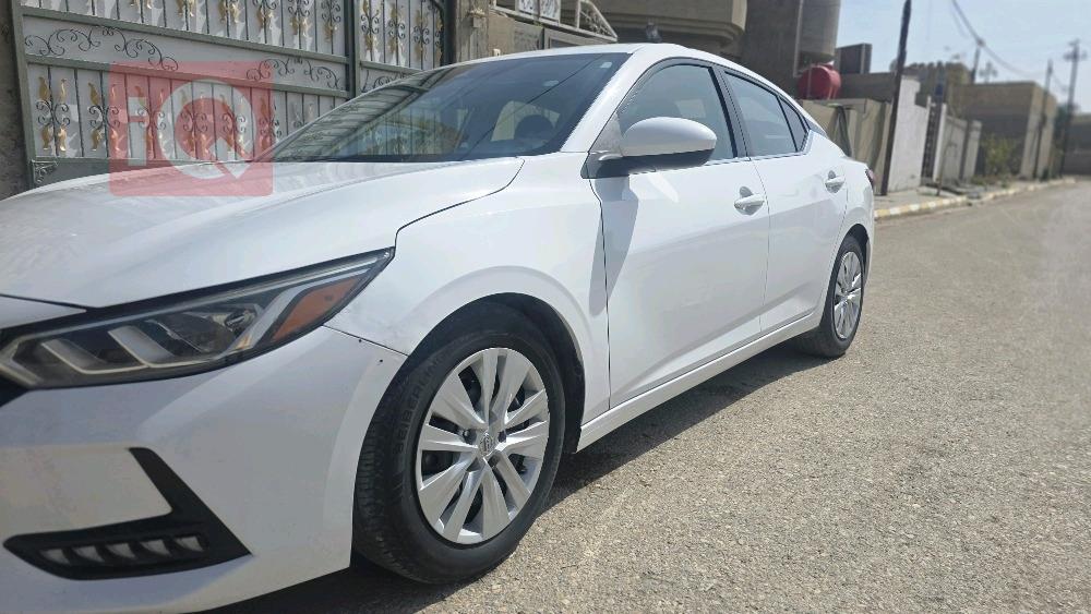 نيسان سنترا